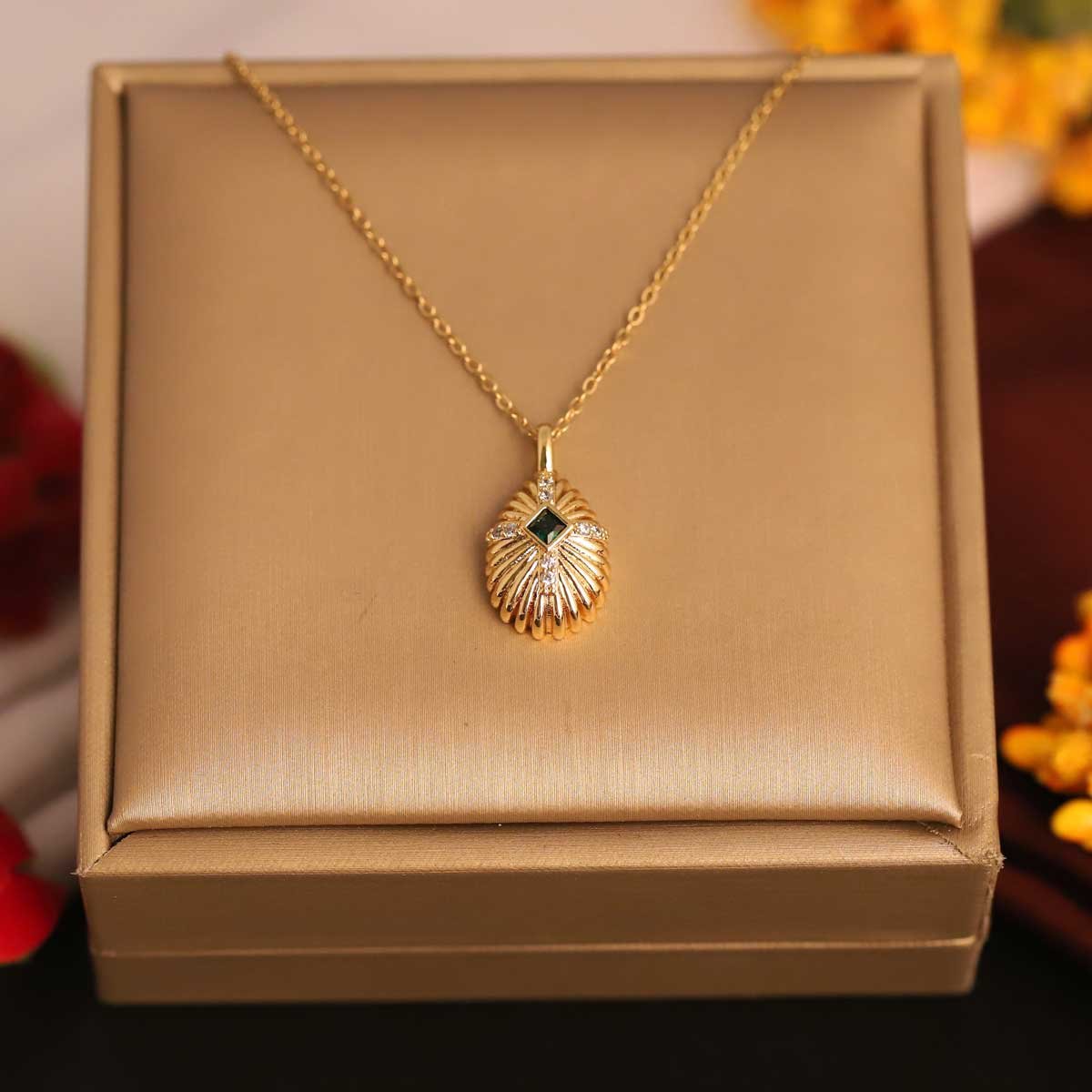 Art Deco Style Gold-Plated Shell Motif Emerald Necklace