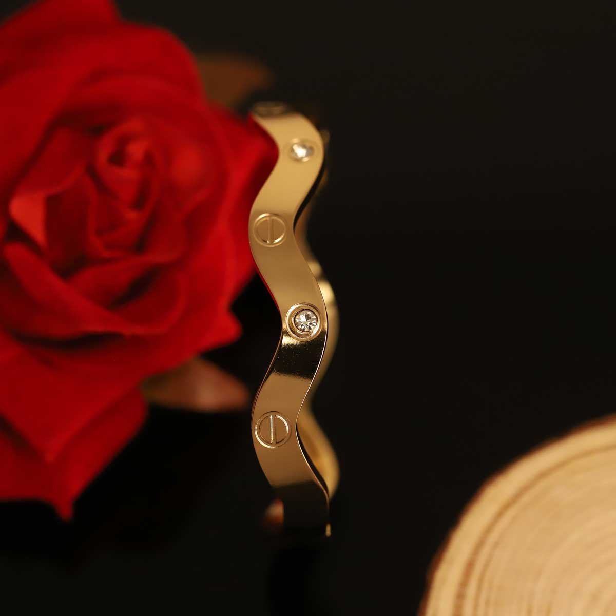 Wavy Elegance Zircon-Accented Gold-Plated Bangle - Image 2