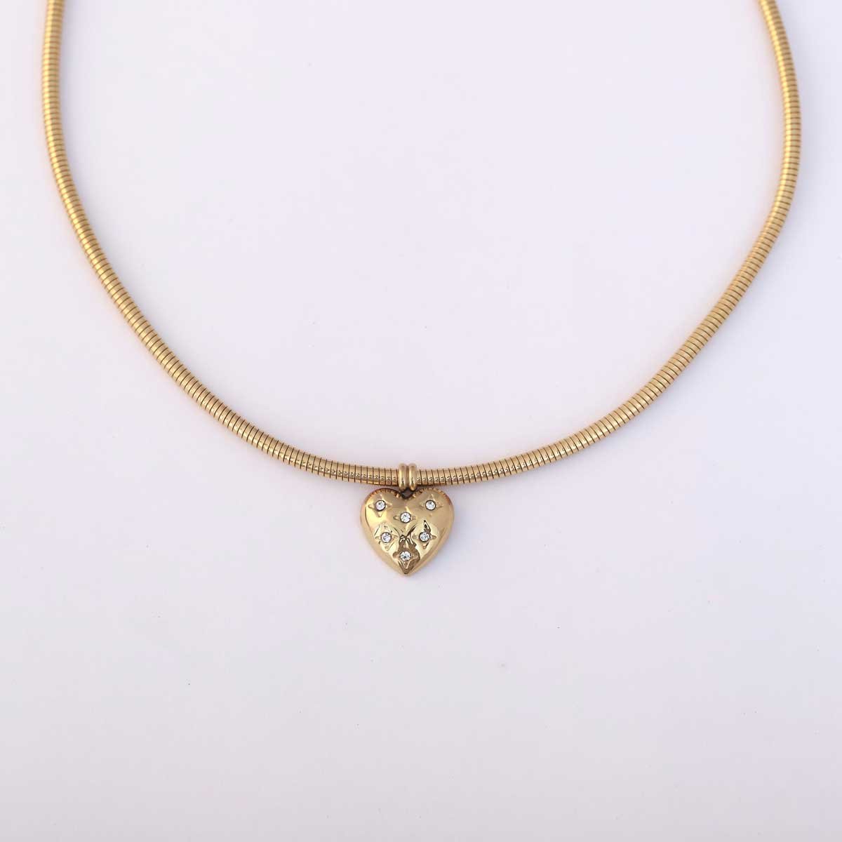 Romantic Gold-Tone Sparkling Heart Snake Chain Choker